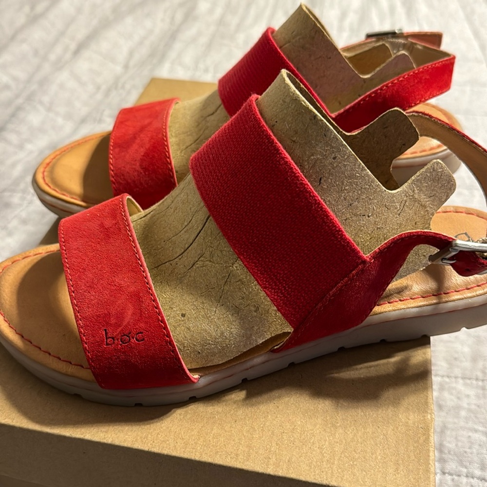 BOC Leather Sandal Size 8M Great Condition